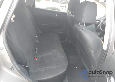 2015 Nissan Rogue Select S z USA, uszkodzony, nr VIN JN8AS5MT5FW665440